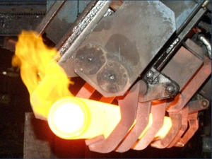 Nahtlosrohrwalzwerk Bild